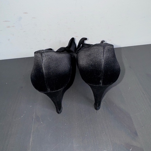 Vintage Yves Saint Laurent Bow Satin Pumps - Picture 6 of 9